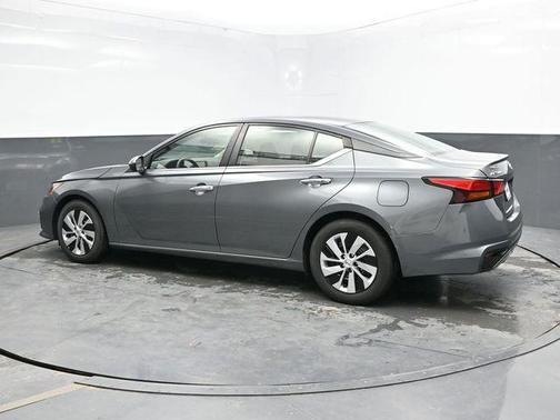 2022 Nissan Altima S FWD