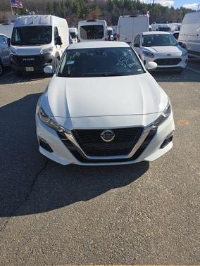 Glacier White 2021 Nissan Altima S FWD