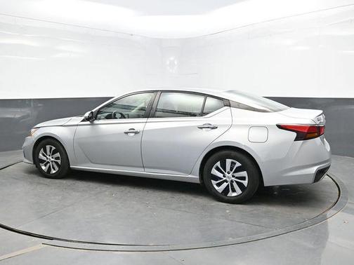 2021 Nissan Altima S FWD