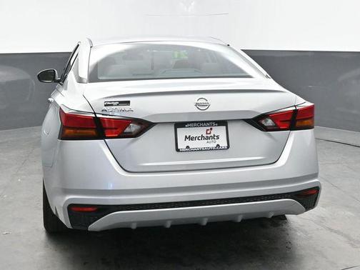 2021 Nissan Altima S FWD