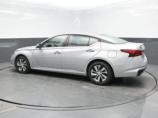 2021 Nissan Altima S FWD