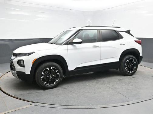 Summit White 2021 Chevrolet Trailblazer LT