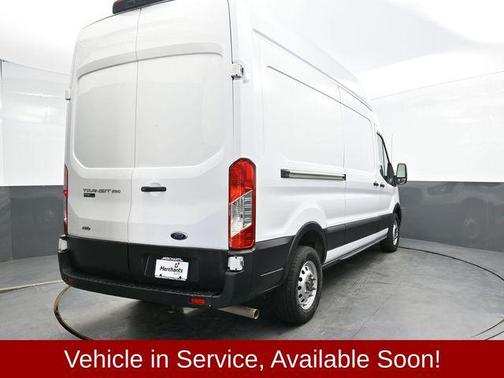 2022 Ford Transit-250 Base