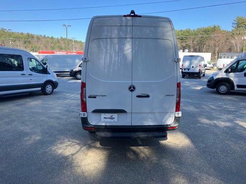 2022 Mercedes-Benz Sprinter 2500 High Roof