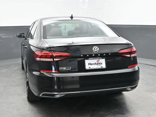 2020 Volkswagen Passat 2.0T SE
