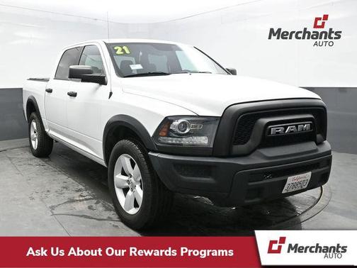 2021 RAM 1500 Classic Warlock Crew Cab 4x4 5'7' Box