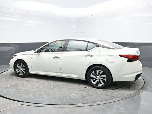 2021 Nissan Altima S FWD