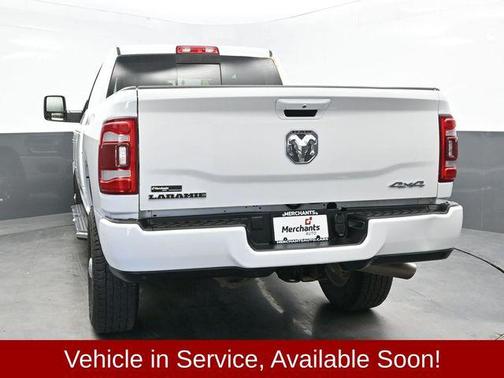 2024 RAM 2500 Laramie Crew Cab 4x4 6'4' Box