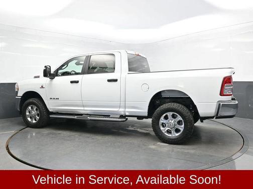 2023 RAM 2500 Big Horn Crew Cab 4x4 6'4' Box