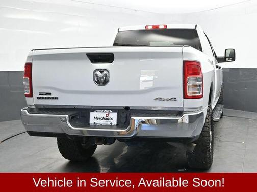 2023 RAM 2500 Big Horn Crew Cab 4x4 6'4' Box
