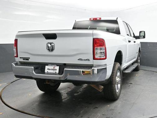 2023 RAM 2500 Big Horn Crew Cab 4x4 6'4' Box