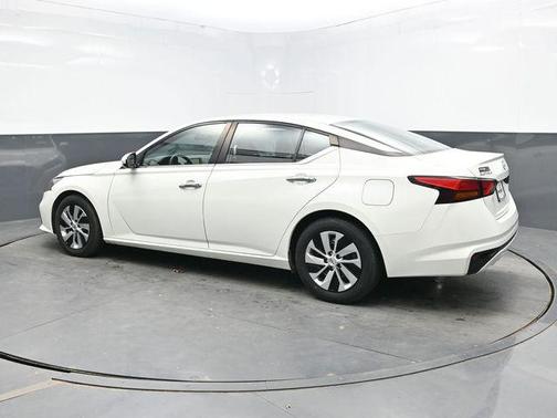 2021 Nissan Altima S FWD