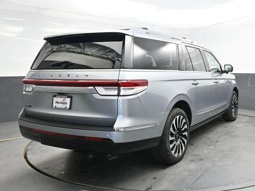 2023 Lincoln Navigator Black Label