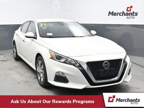 Glacier White 2021 Nissan Altima S FWD