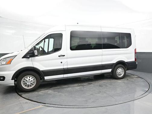 2022 Ford Transit-350 XLT
