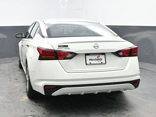 2021 Nissan Altima S FWD