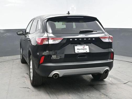 Black Metallic 2022 Ford Escape SE