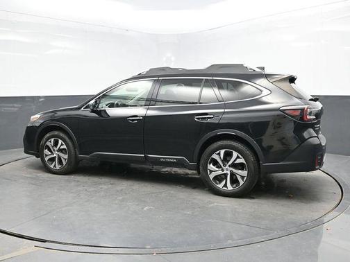 2021 Subaru Outback Touring XT