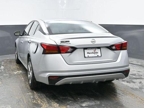2021 Nissan Altima S FWD