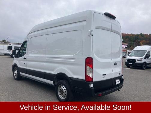 2022 Ford Transit-250 Base