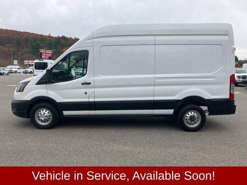 2022 Ford Transit-250 Base