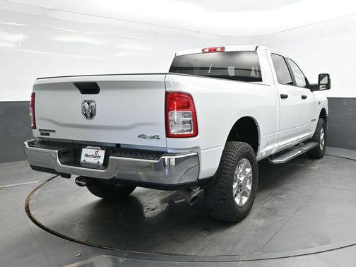 2023 RAM 2500 Big Horn Crew Cab 4x4 6'4' Box