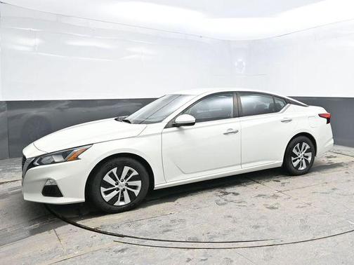 2021 Nissan Altima S FWD