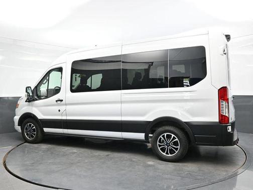 2022 Ford Transit-350 XLT