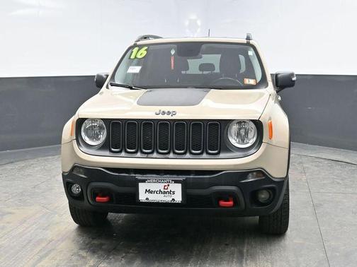 2016 Jeep Renegade Trailhawk