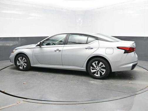 2021 Nissan Altima S FWD