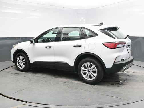 Oxford White 2022 Ford Escape S