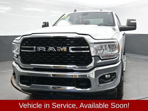 2023 RAM 2500 Big Horn Crew Cab 4x4 6'4' Box