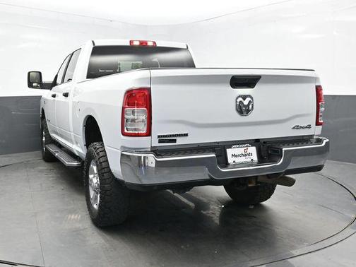 2023 RAM 2500 Big Horn Crew Cab 4x4 6'4' Box