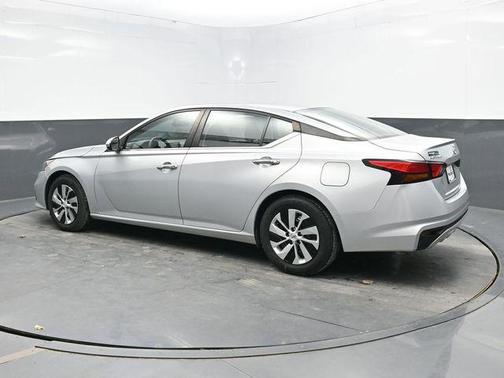 2021 Nissan Altima S FWD