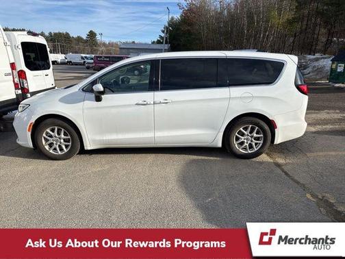 2023 Chrysler Pacifica Touring L