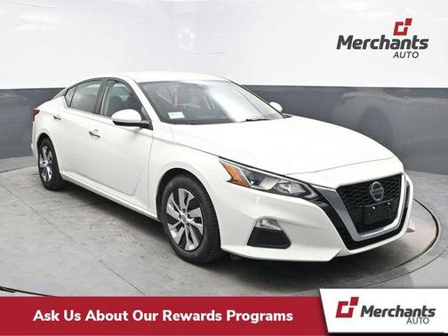Glacier White 2021 Nissan Altima S FWD