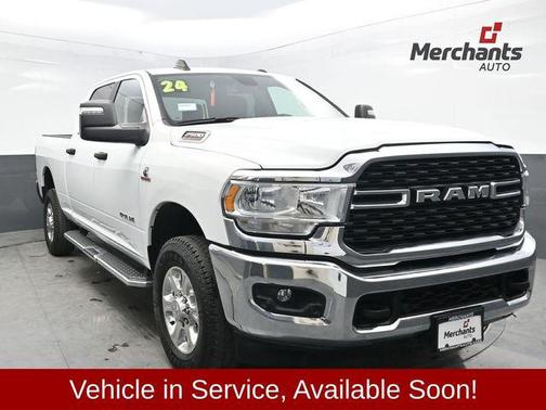Bright White Clearcoat 2024 RAM 2500 Big Horn Crew Cab 4x4 6'4' Box