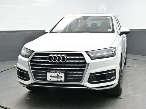 2019 Audi Q7 55 Premium Plus