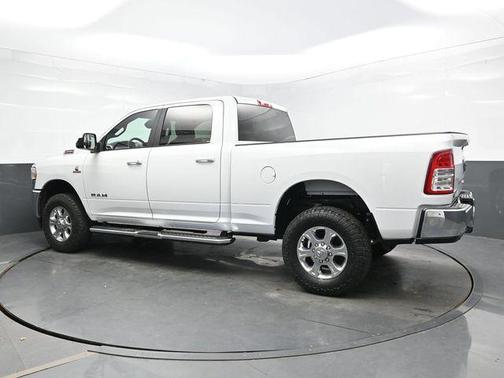 2022 RAM 2500 Big Horn Crew Cab 4x4 6'4' Box