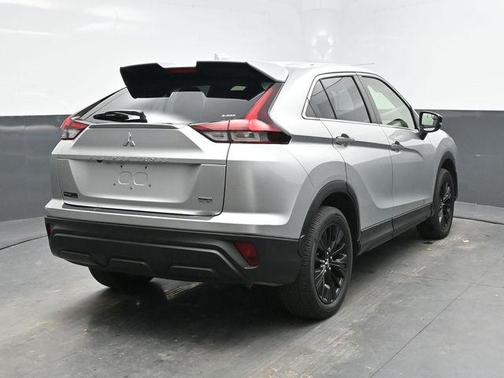 2022 Mitsubishi Eclipse Cross LE