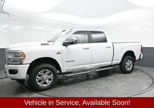 Bright White Clearcoat 2024 RAM 2500 Laramie Crew Cab 4x4 6'4' Box