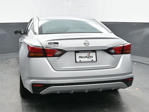 2021 Nissan Altima S FWD