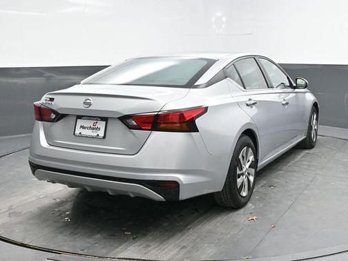 2021 Nissan Altima S FWD