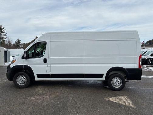 2025 RAM ProMaster 2500 Tradesman