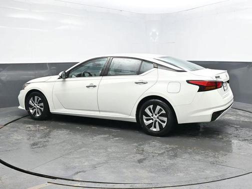 2021 Nissan Altima S FWD