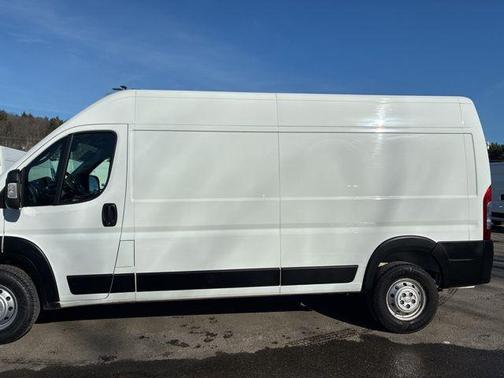 2024 RAM ProMaster 2500 Tradesman