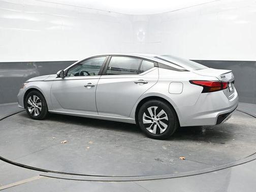 2021 Nissan Altima S FWD