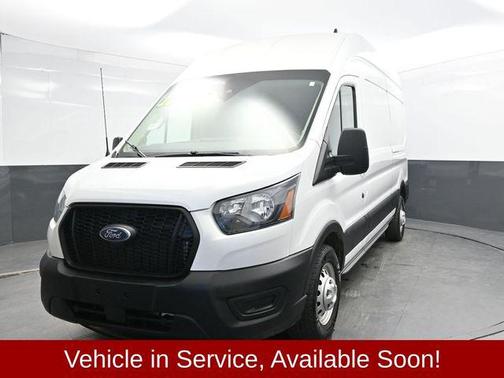 2022 Ford Transit-250 Base