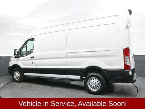 2022 Ford Transit-250 Base