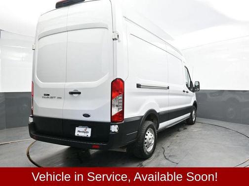 2022 Ford Transit-250 Base